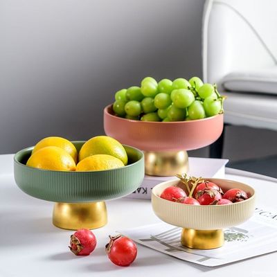 Porcelain Fruit Bowl On Sliver Stand For Serving Desserts And Snacks In European Style