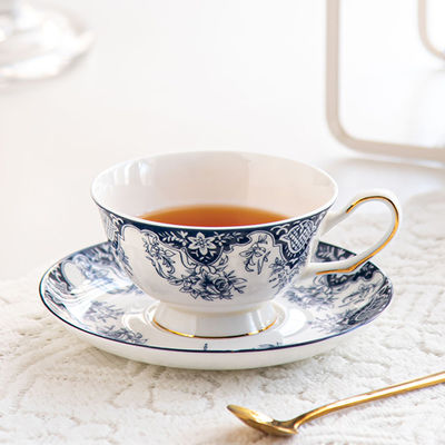 Vintage Design Style 200ml Ceramic Coffee Mug And Saucer Set For Luxury Christmas Gift